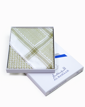 Load image into Gallery viewer, Shemagh Al Bahaar (Box) HQ03