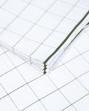 Load image into Gallery viewer, Wizar Al Bahaar (100% Cotton) White Checks - W01
